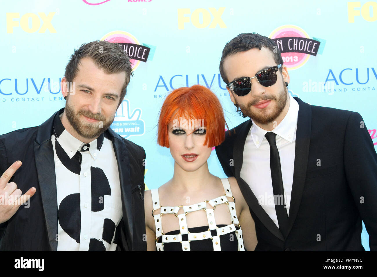 Paramore am 2013 Teen Choice Awards teal Teppich Ankünfte. Ankunft am Gibson Amphitheater in Universal City, CA, 11. August 2013 statt. Foto: R.Anthony/PictureLux Datei Referenz # 32084 168 RAC nur für den redaktionellen Gebrauch - Alle Rechte vorbehalten Stockfoto