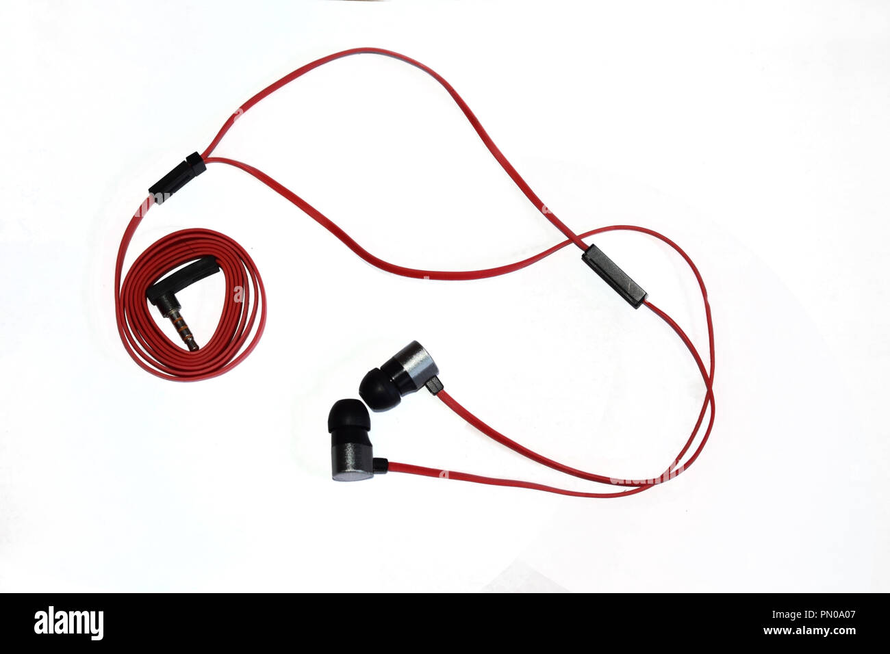 Portable Audio Kopfhörer auf weißem Hintergrund Stockfoto