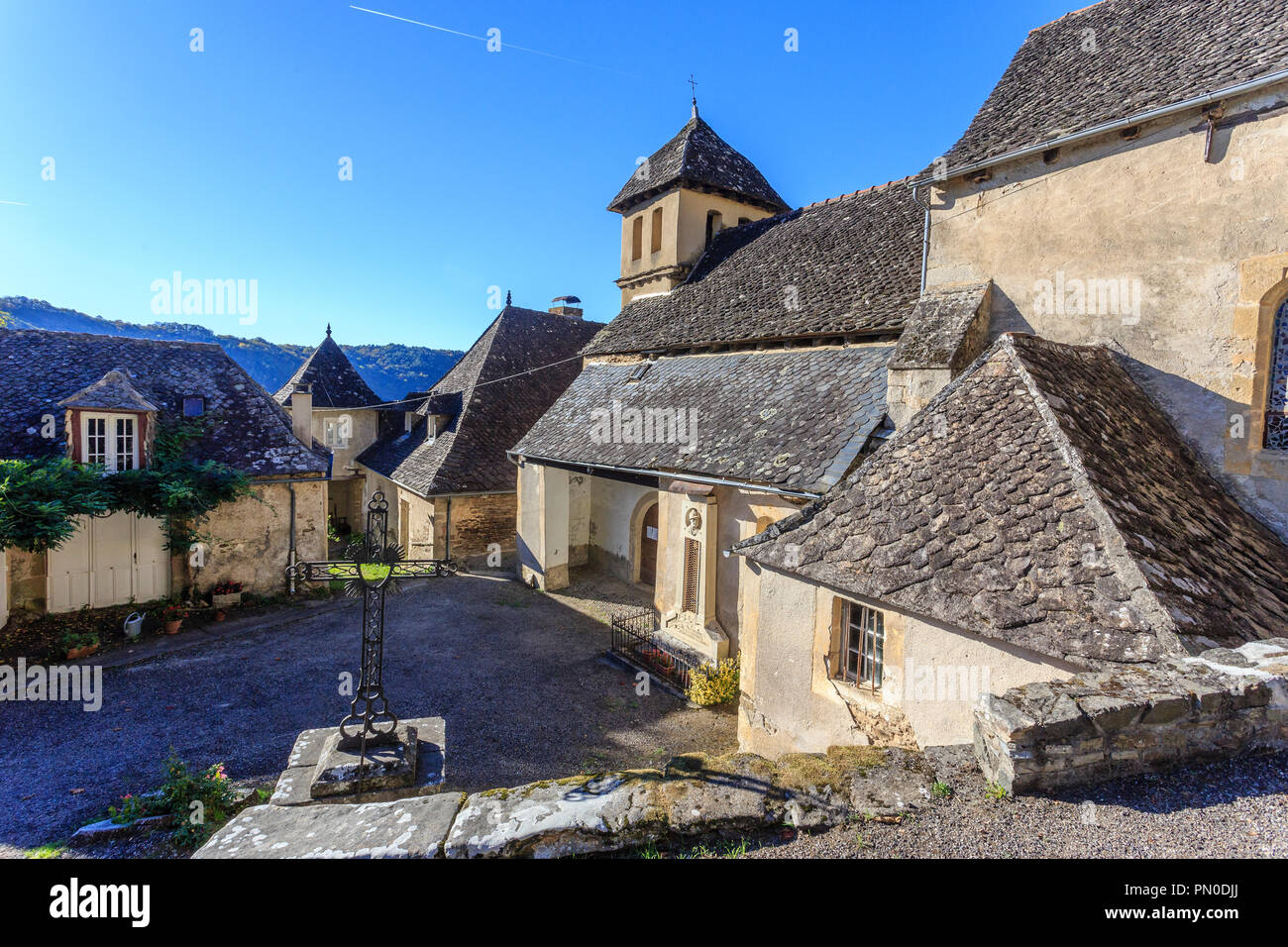 Frankreich, Correze, Dordogne Tal, zwischen Montpellier und Beaulieu Sur Dordogne, Alsace, die Kirche // Frankreich, Corrèze (19), Vallée de la Dordo Stockfoto