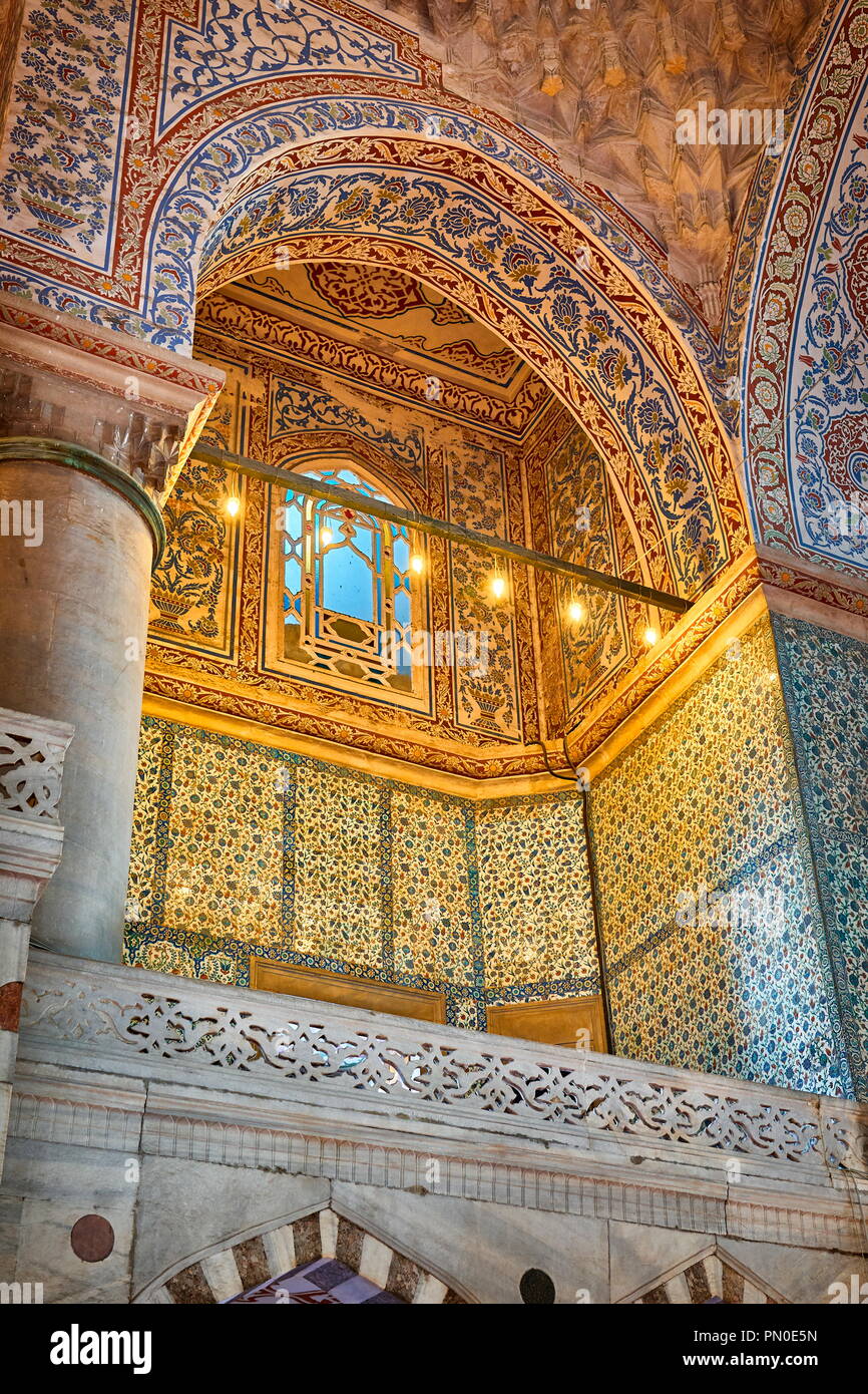 Blaue Moschee Innenraum, Sultan Ahmed Moschee, UNESCO-Weltkulturerbe, Istanbul, Türkei Stockfoto