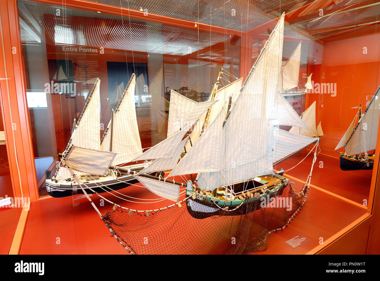 Modelle der traditionellen Boote. Ökomuseum von Seixal, Portugal Stockfoto