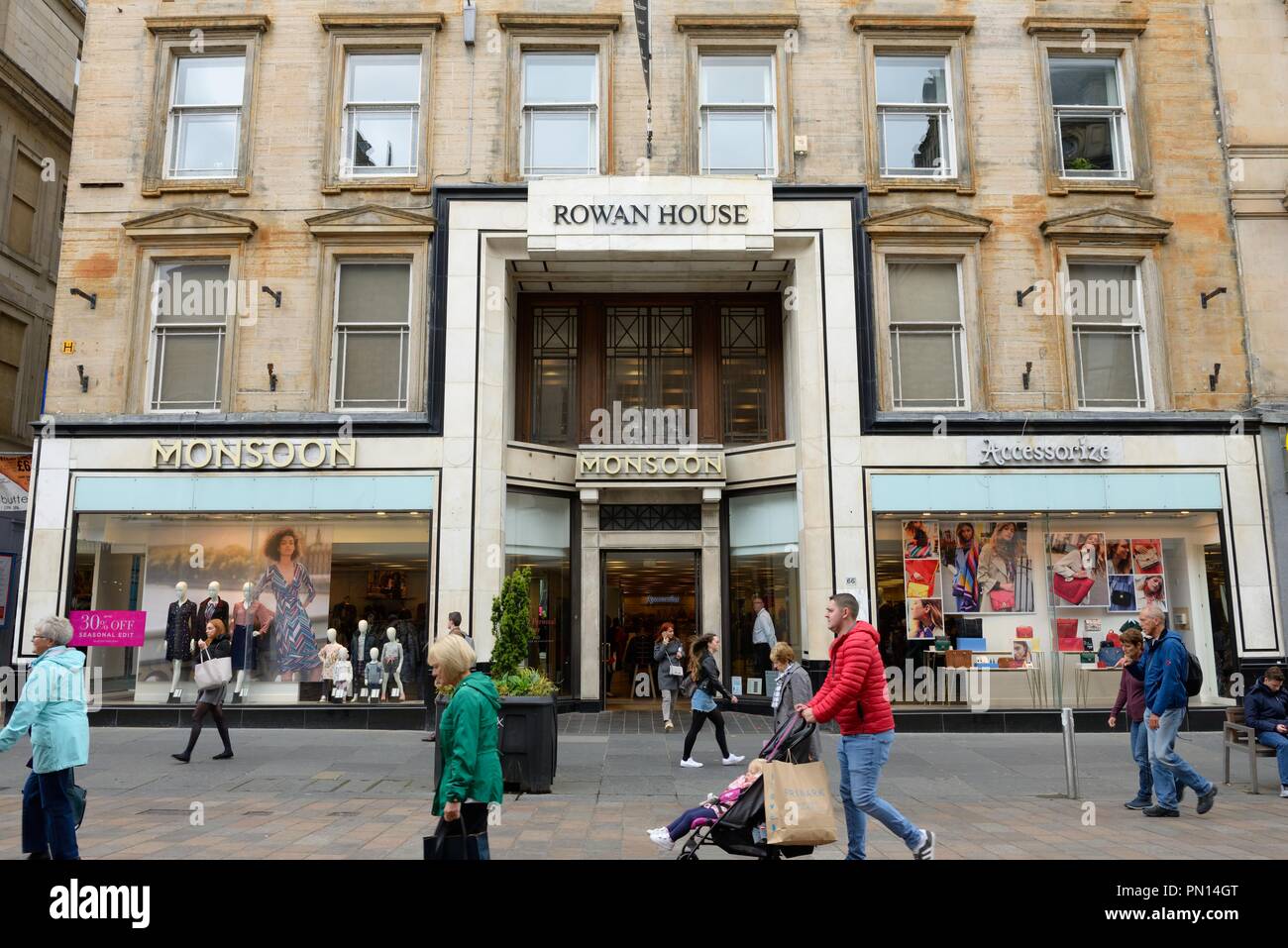 Monsun Bekleidungsgeschäft an Rowan Haus in der Fußgängerzone von Glasgow's tyle Mile' Revier, Buchanan Street, Glasgow, Schottland, Großbritannien Stockfoto