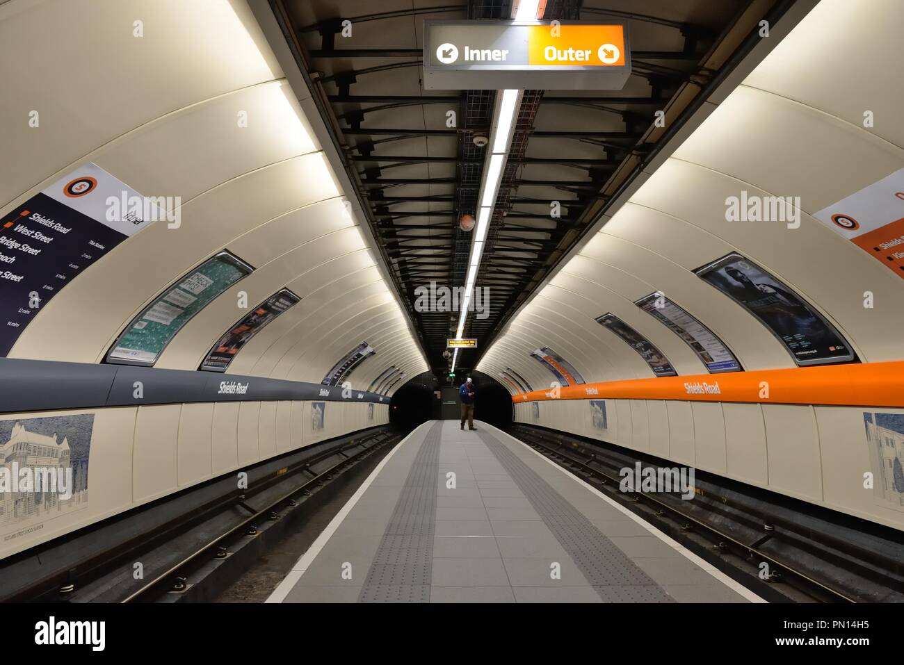 Modernisiert und renoviert Shields Road, Glasgow U-Bahnstation in Schottland, Großbritannien Stockfoto