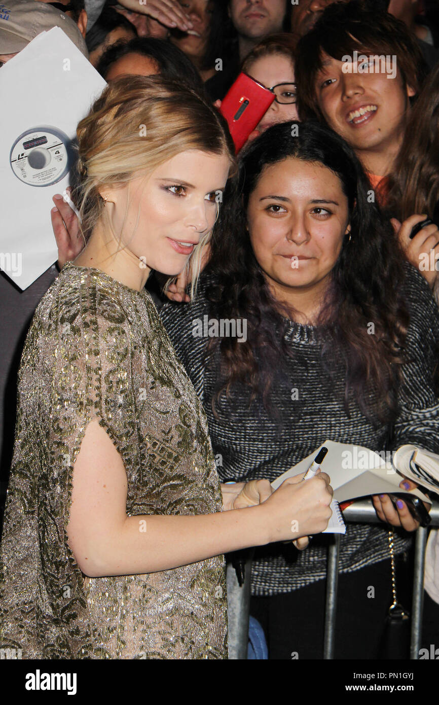 Kate Mara 04/10/2014 "Transzendenz" Premiere im Regency Dorf Theater in Westwood, CA Foto von mayuka Ishikawa/HNW/PictureLux gehalten Stockfoto