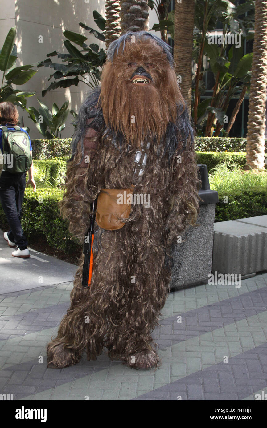 Atmosphäre in Wonder Con 2014 Tag Zwei im Anaheim Convention Center in Anaheim, CA, 19. April 2014. Foto: Richard Chavez/PictureLux Stockfoto