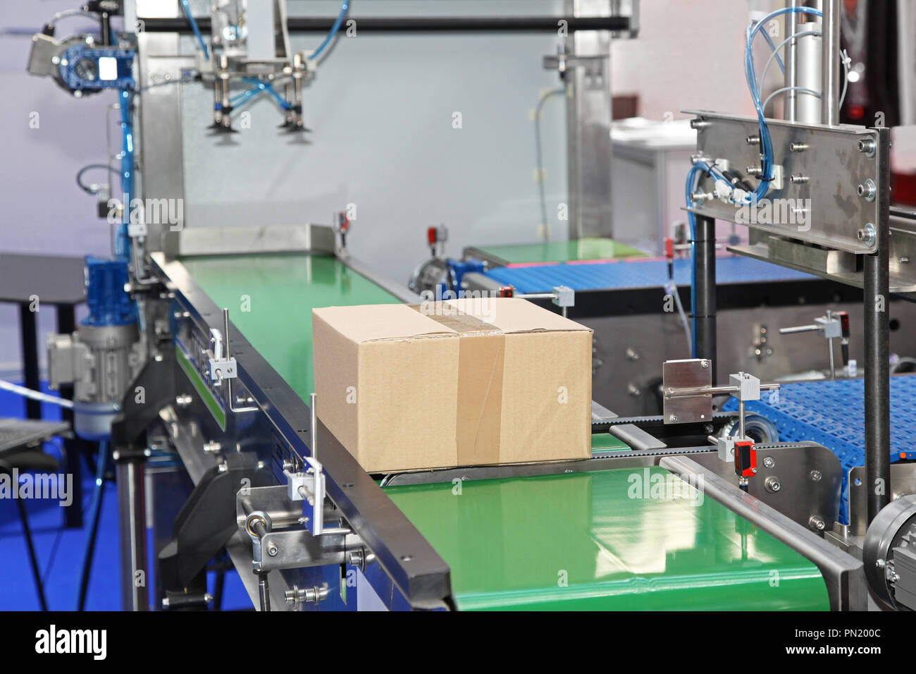 Förderband Verpackungslinie in der Factory Stockfoto