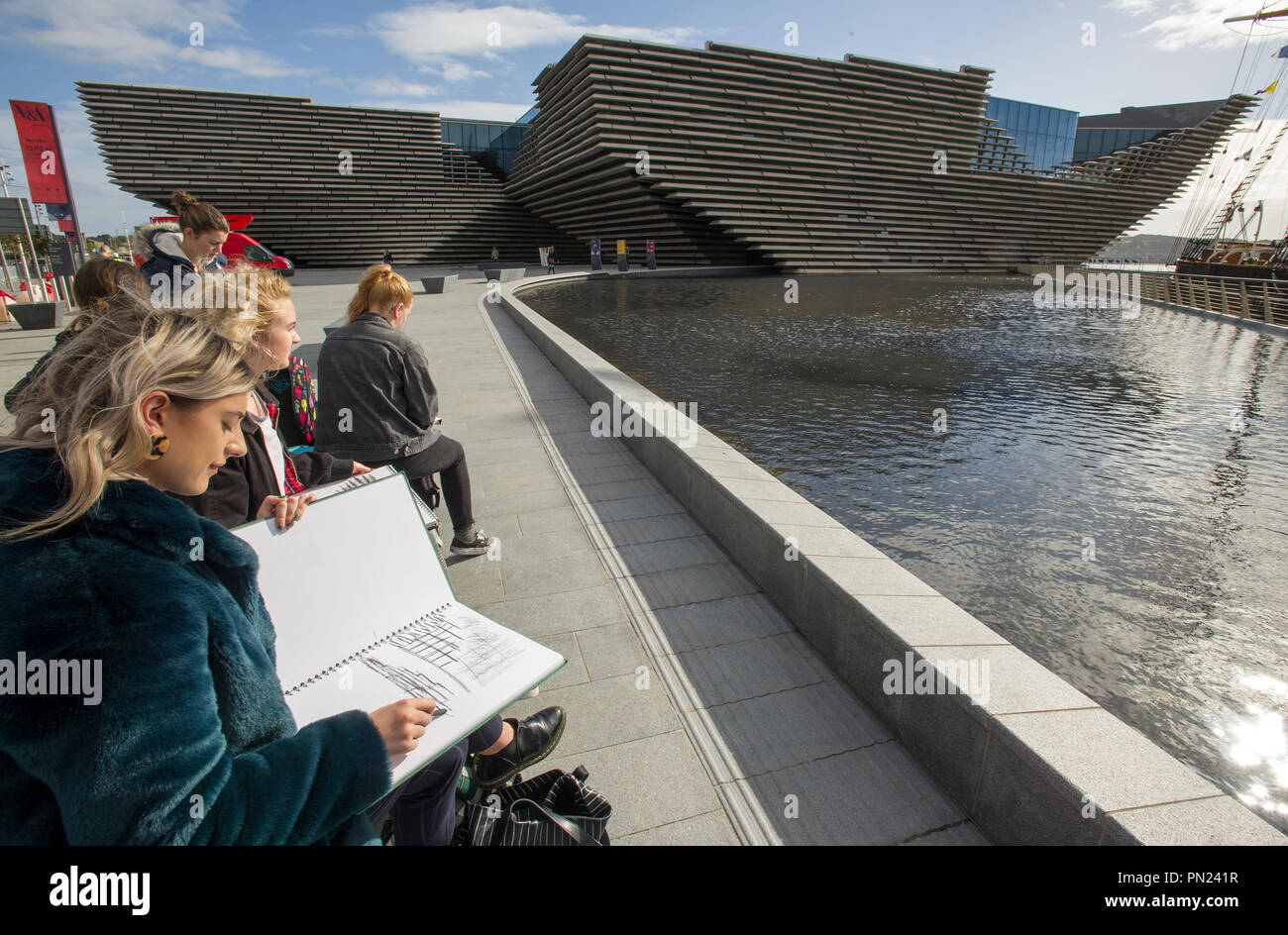 Junge Künstler Skizze der neuen V&A Museum auf der Dundee Waterfront. Stockfoto