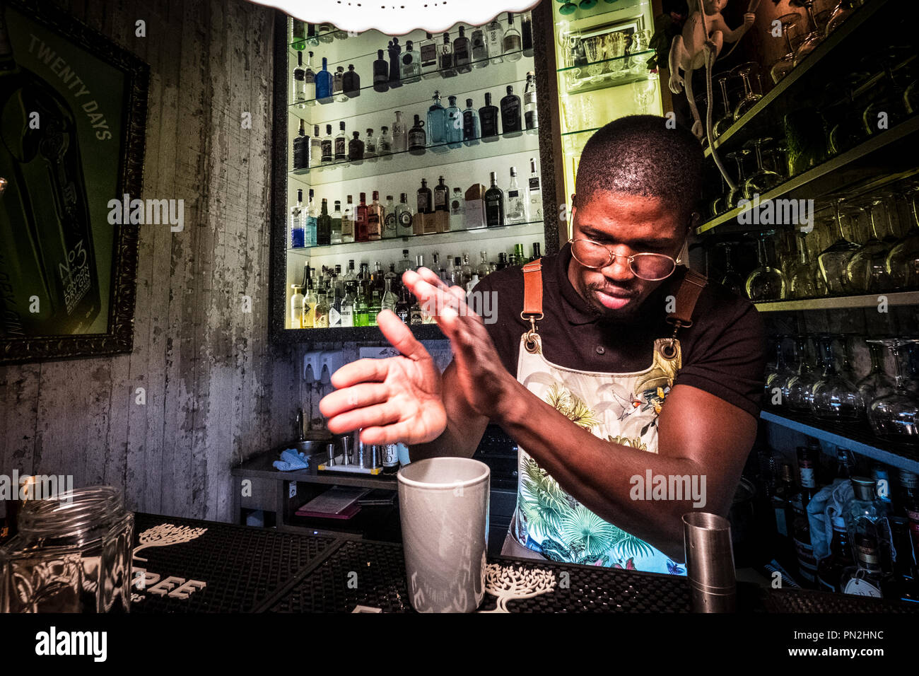 Alquimist die köstlichsten Bewahre in der Stadt. Taberna Moderna. Lissabon, Portugal Stockfoto