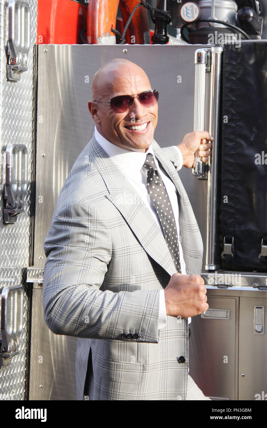 Dwayne Johnson 05/26/2015 von Andreas' Premiere gehalten an der TCL Chinese Theatre in Hollywood, CA Foto von kazuki Hirata/HNW/PictureLux Stockfoto