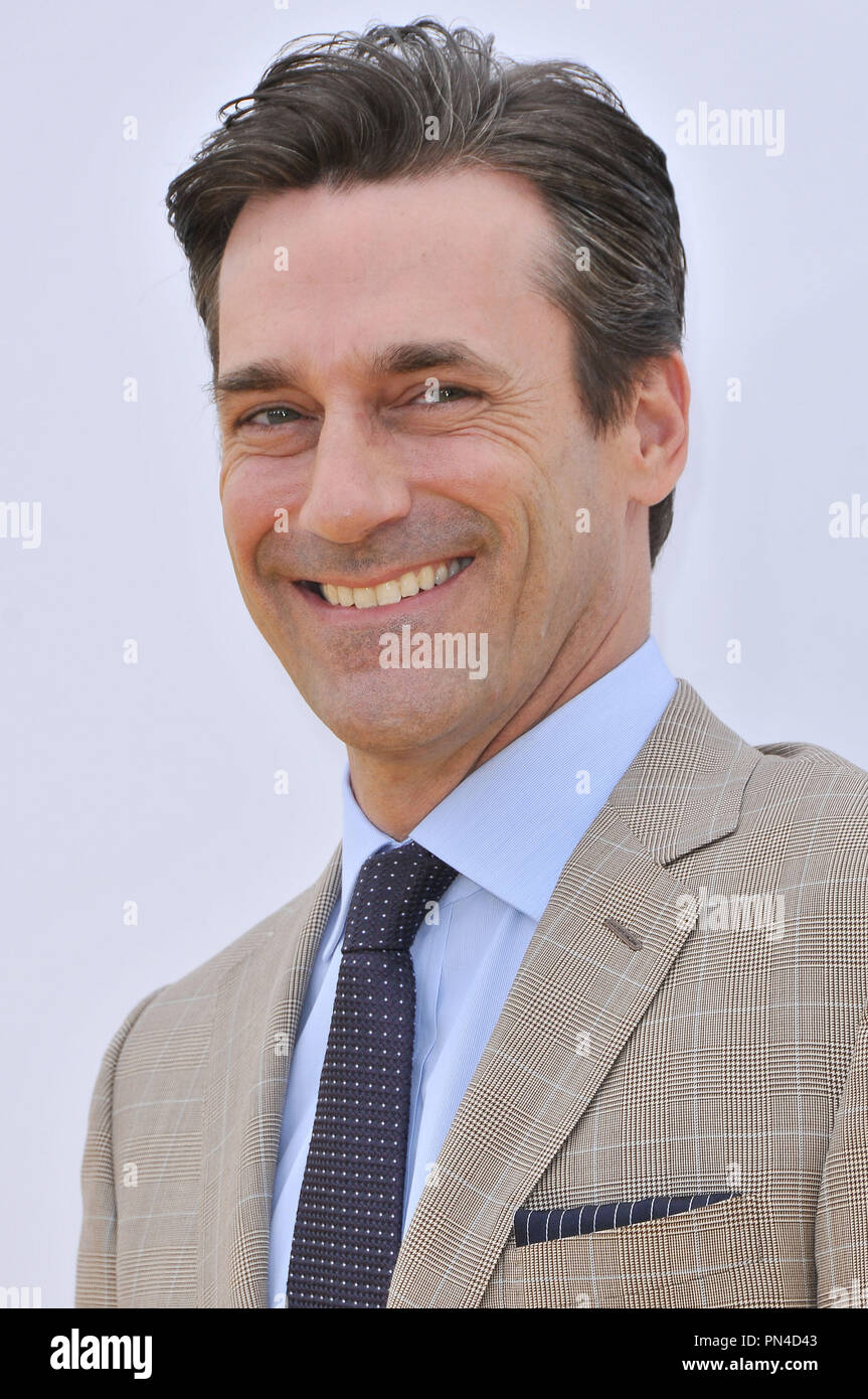 Jon Hamm am 'Minions' Los Angeles Premiere im Shrine Auditorium in Los Angeles, CA am Samstag, den 27. Juni 2015. Foto von PRPP PRPP/PictureLux Datei Referenz # 32651 001 PRPP 01 nur für redaktionelle Verwendung - Alle Rechte vorbehalten Stockfoto Jon Hamm am 'Minions' Los Angeles Premiere im Shrine Auditorium in Los Angeles, CA am Samstag, den 27. Juni 2015. Foto von PRPP PRPP/PictureLux Datei Referenz # 32651 001 PRPP 01 nur für redaktionelle Verwendung - Alle Rechte vorbehalten Stockfoto