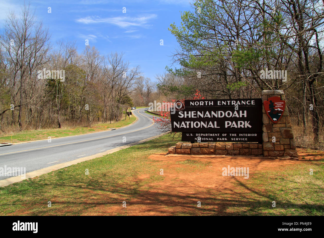 Eingang zu Skyline Drive, Shenandoah Nationalpark im Bundesstaat Virginia Stockfoto