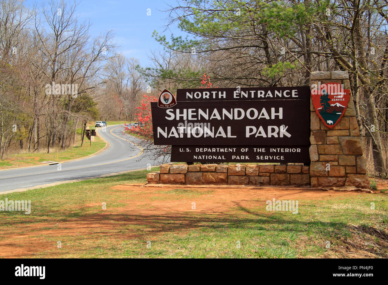 Eingang zu Skyline Drive, Shenandoah Nationalpark im Bundesstaat Virginia Stockfoto