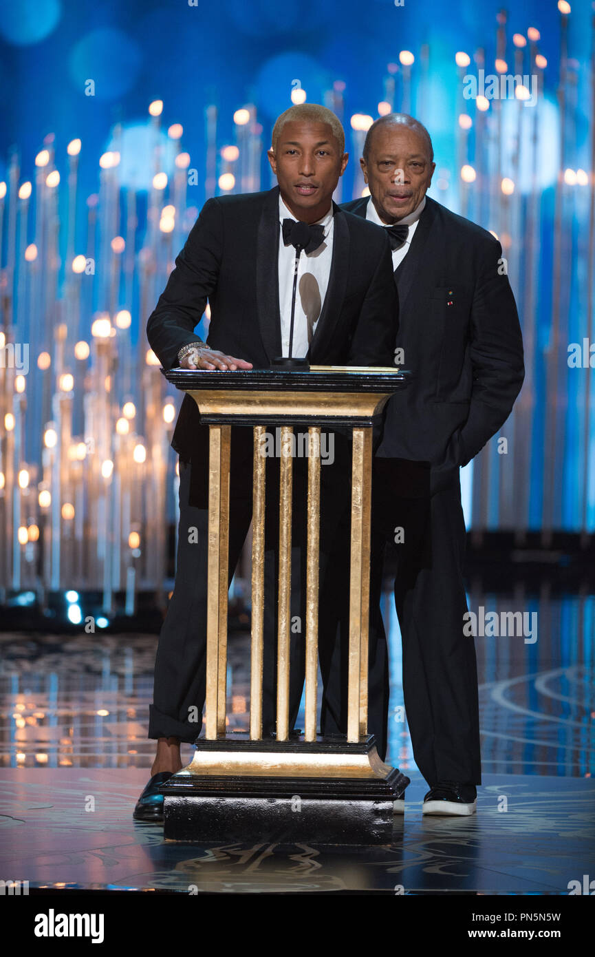 Pharrell Willilams und Quincy Jones der Oscar® für die Errungenschaft in der Musik geschrieben für Motion Pictures (Original Score) während der Live ABC Telecast der 88 Oscars® auf der Dolby® Theater in Hollywood, CA am Sonntag, dem 28. Februar, 2016. Datei Referenz # 32854 585 THA nur für redaktionelle Verwendung - Alle Rechte vorbehalten Stockfoto