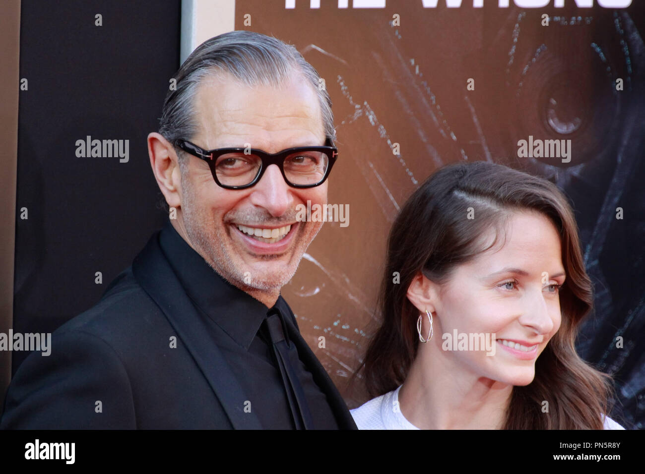 Jeff Goldblum und Emilie Livingston bei der Premiere von Twentieth Century Fox "Independence Day: Wiederaufleben' an TCL Chinese Theatre am 20. Juni 2016 in Hollywood, Kalifornien. Foto von Joe Martinez/PictureLux Stockfoto