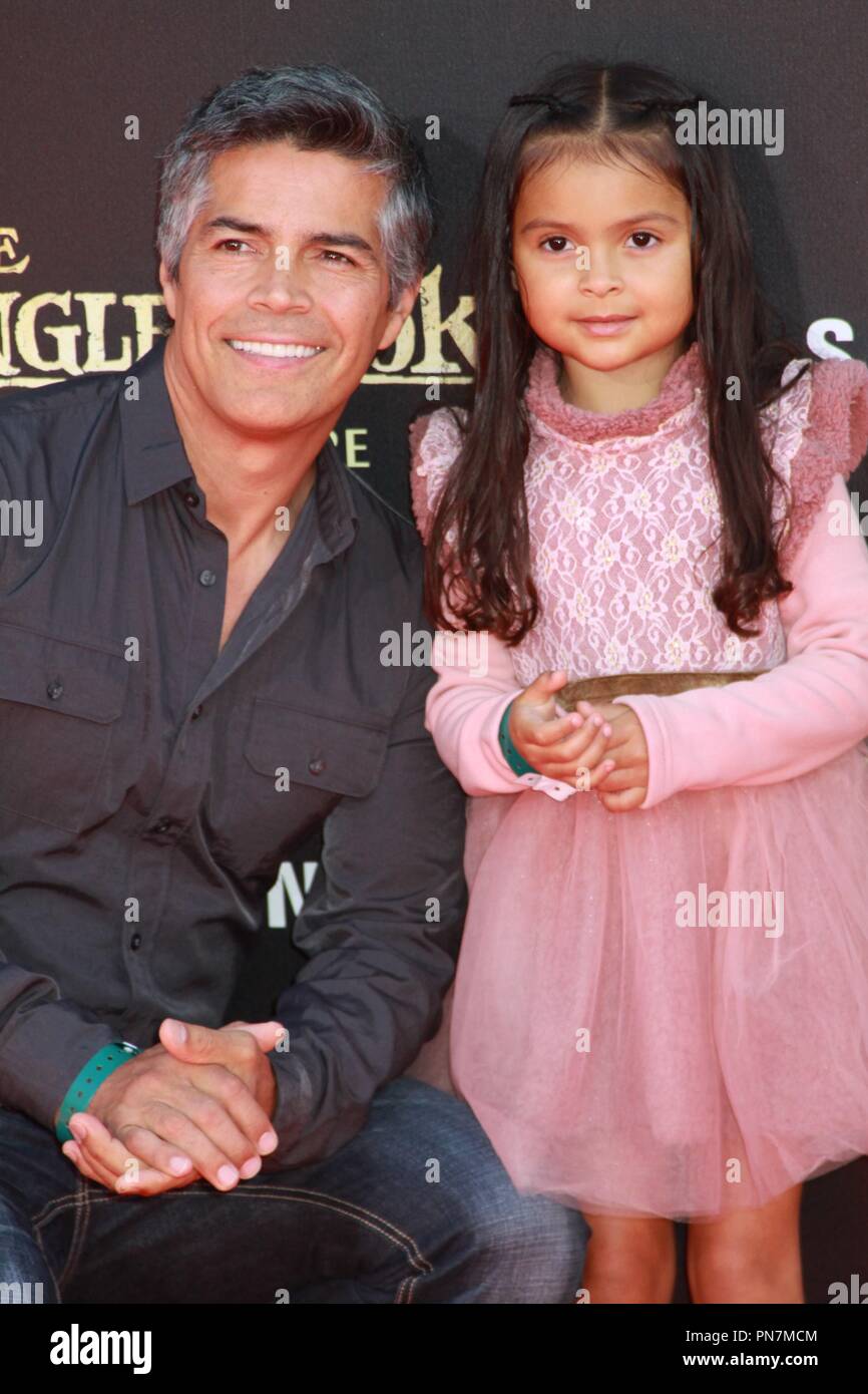 Esai Morales 04/04/2016 die Uraufführung von "Das Dschungelbuch" gehalten am El Capitan Theatre in Hollywood, CA Foto von Izumi Hasegawa/HNW/PictureLux Stockfoto