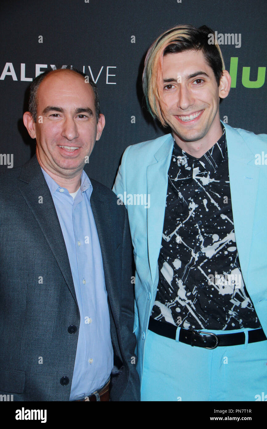 Robert Cooper, Max Landis 10/18/2016 PaleyLive LA premiere 'dirk Sanft's Holistic Detective Agency", Screening und Gespräch gehalten am Paley Center für Medien in Beverly Hills, CA Foto von Izumi Hasegawa/HNW/PictureLux Stockfoto