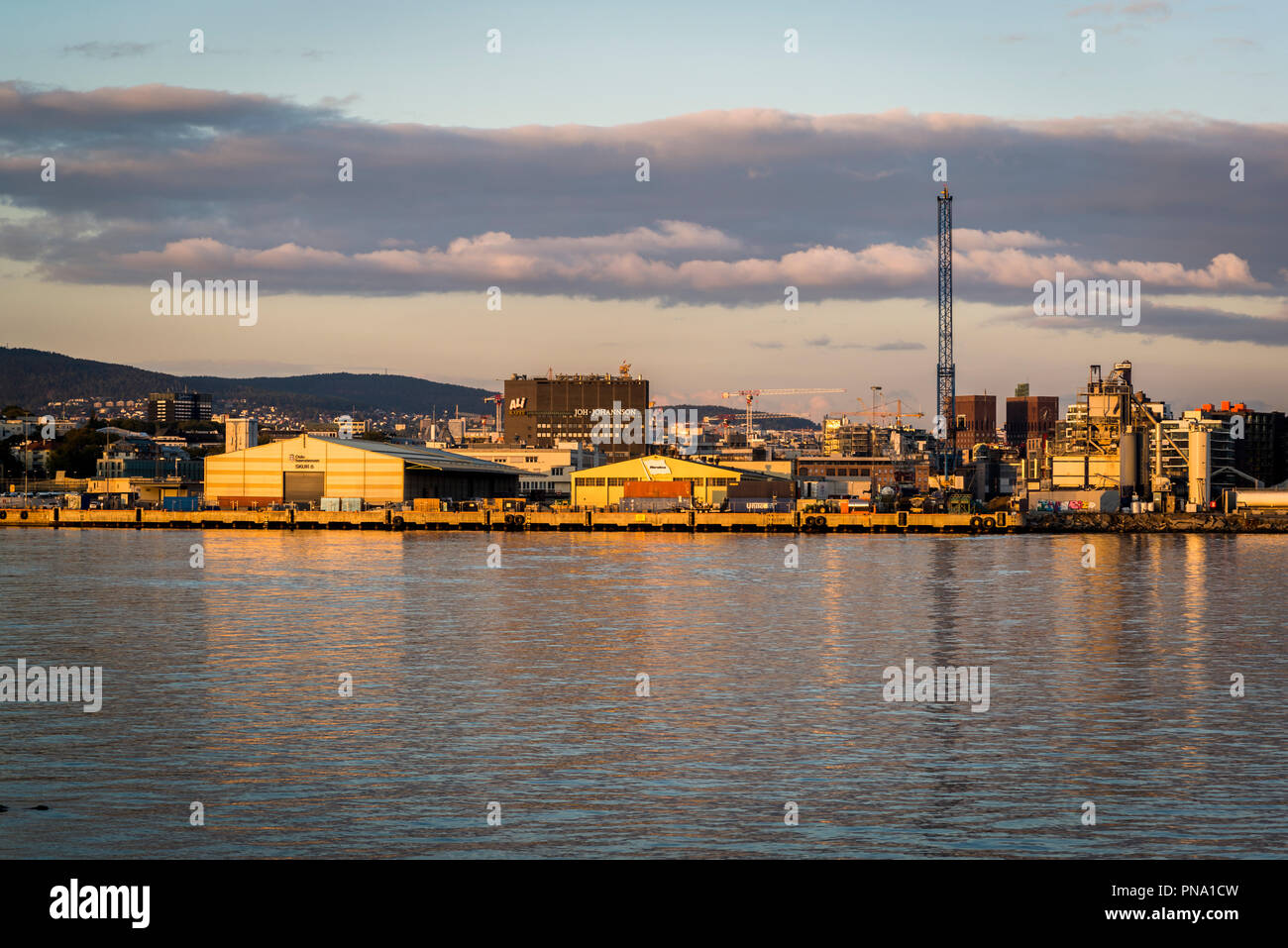 Blick auf den Oslofjord und Alt-fashion Industrien, von der Halbinsel Bygdoy, Oslo, Norwegen Stockfoto
