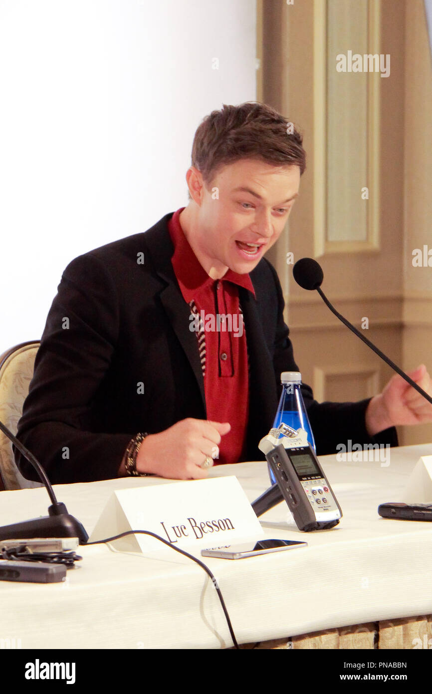 Dane DeHaan 6/30/2017 'Valerian und die Stadt der tausend Planeten' Pressekonferenz im Four Seasons Beverly Hills in Los Angeles, CA Foto von Julian Blythe/HNW/PictureLux gehalten Stockfoto