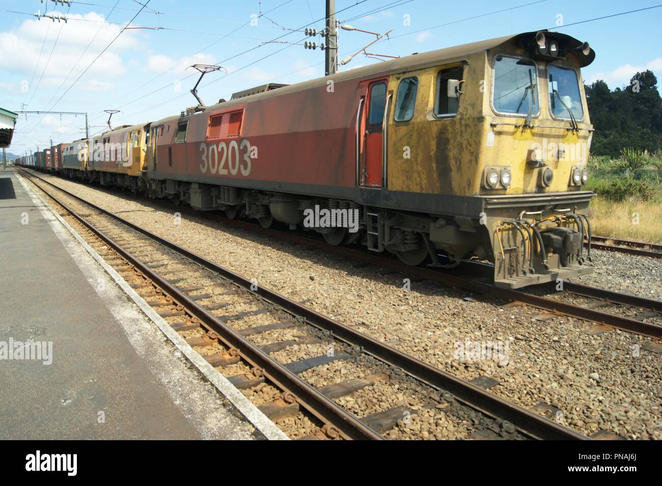 Kiwi Rail Klasse EF 30203 Pausen auf nationaler Park, North Island, Neuseeland Stockfoto