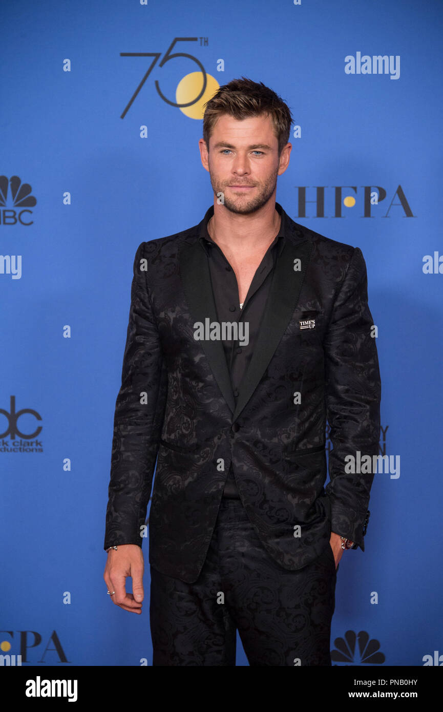 Chris Hemsworth stellt Backstage in der Presse Zimmer auf der 75. jährlichen Golden Globe Awards im Beverly Hilton in Beverly Hills, CA am Sonntag, 7. Januar 2018. Stockfoto