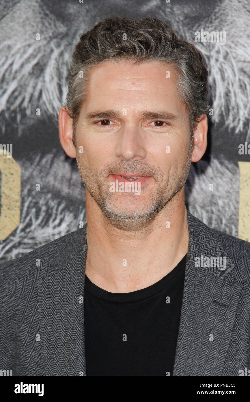 Eric Bana bei der Weltpremiere von Warner Bros'': die Legende von König Artus das Schwert' an der TCL Chinese Theatre in Hollywood, CA, 8. Mai 2017 statt. Foto von Joseph Martinez/PictureLux Stockfoto