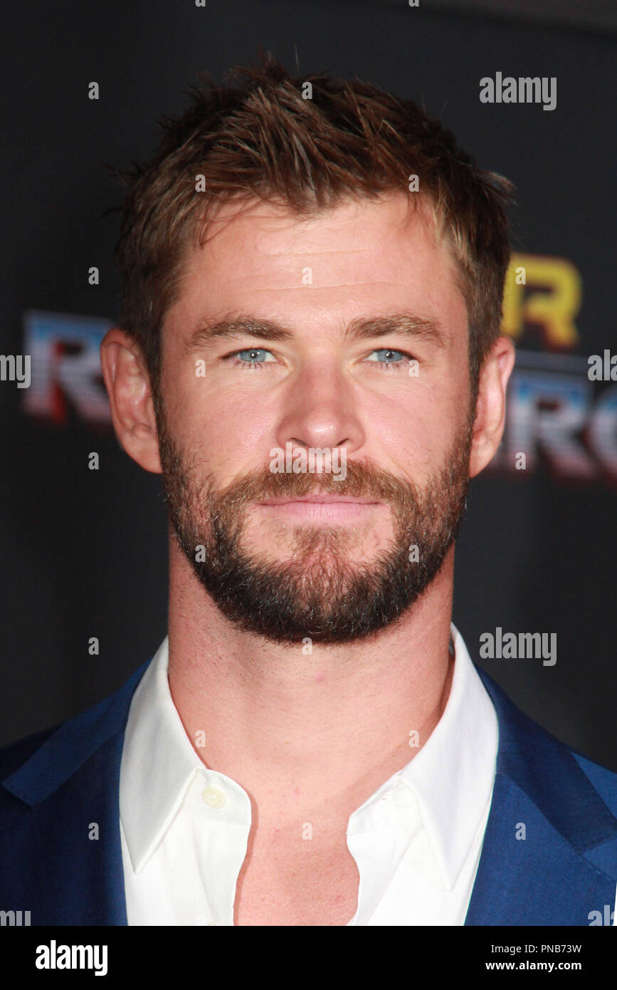 Chris Hemsworth 10/10/2017 Die Weltpremiere von 'Thor: Ragnarök' gehalten am El Capitan Theatre in Hollywood, CA Foto von Izumi Hasegawa/HNW/PictureLux Stockfoto