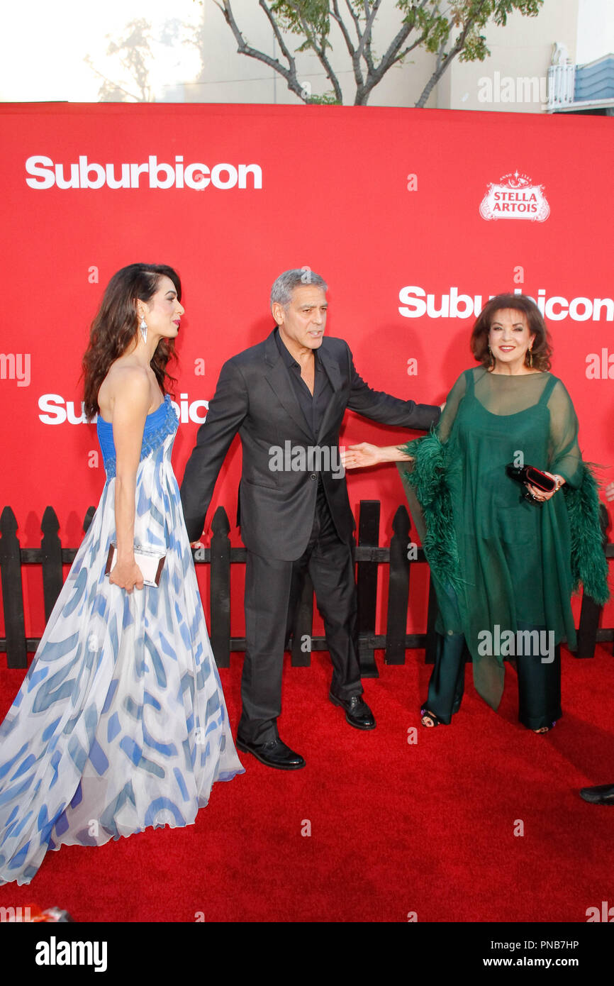 Amal Clooney, George Clooney, Baria Alamuddin bei der Premiere von Paramount Pictures "uburbicon' im Regency Dorf Theater in Westwood, CA, 22. Oktober 2017 statt. Foto von Joseph Martinez/PictureLux Stockfoto