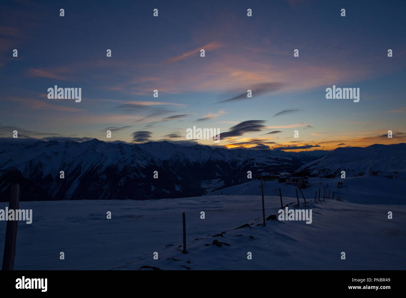 Blaue Stunde Licht am Wildkogel, Pfeifferköpfl Stockfoto