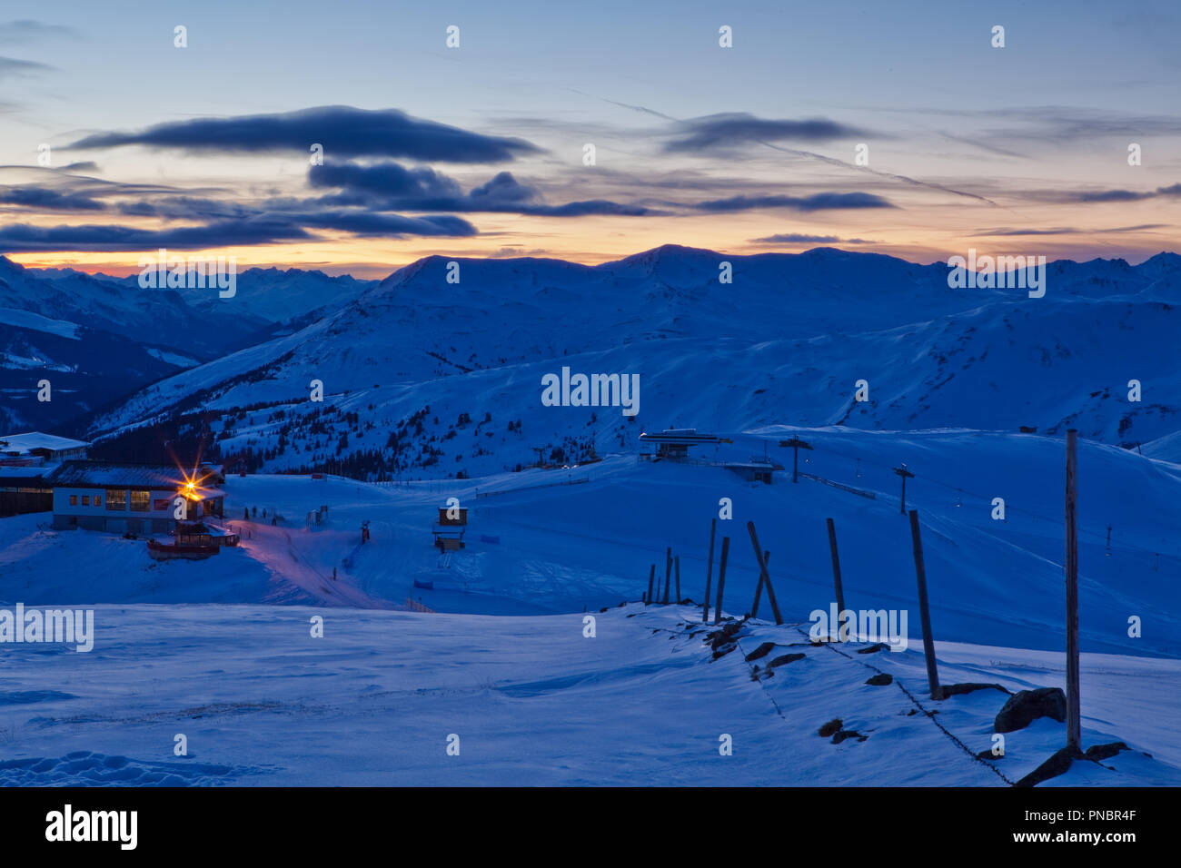 Blaue Stunde Licht am Wildkogel, Pfeifferköpfl Stockfoto