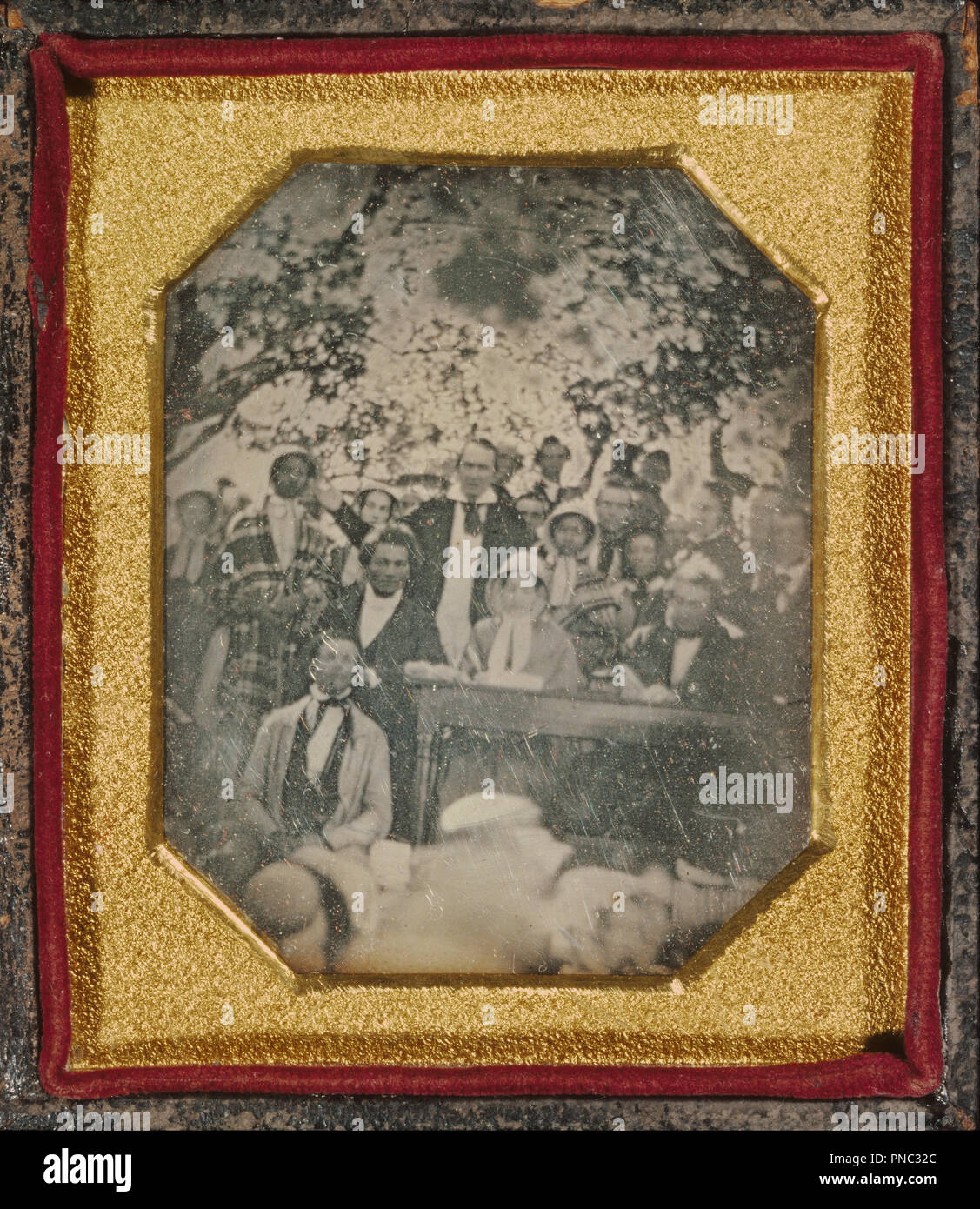 Fugitive slave law Convention, Cazenovia, New York. Datum/Zeitraum: August 22, 1850. Foto. Daguerreotypie (Cased-Objekt). Höhe: 67 mm (2,63 in); Breite: 54 mm (2.12 in). Autor: Esra Greenleaf Schweißen. Stockfoto