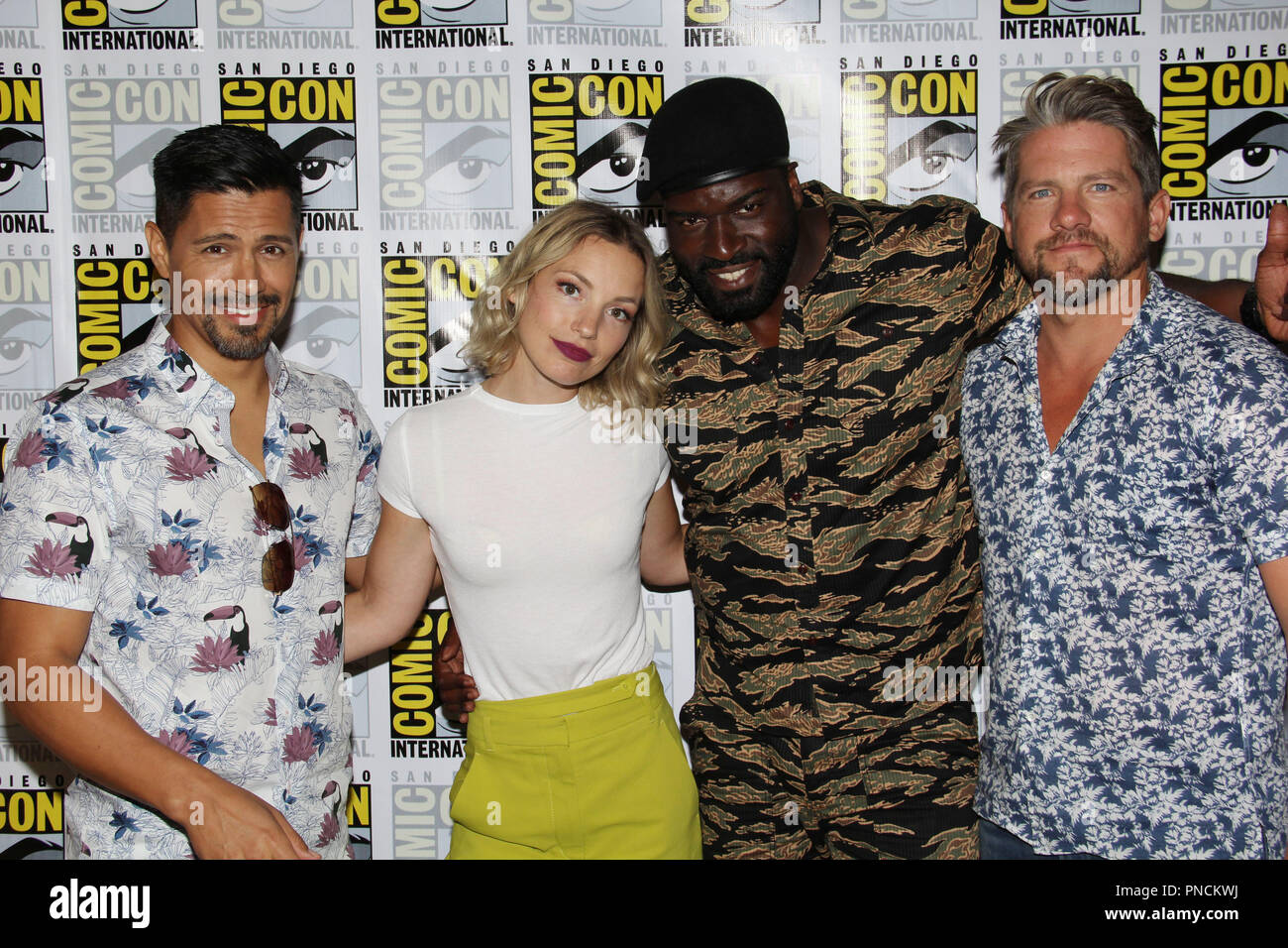 Jay Hernandez, Perdita Wochen, Stephen Hill und Zachary Knighton Förderung ihrer neuen Show auf CBS MAGNUM P.I.' an der San Diego Comic Con International 2018. Gehalten an der Hilton Bucht in San Diego, CA. Juli 19, 2018. Foto: Richard Chavez/PictureLux Stockfoto