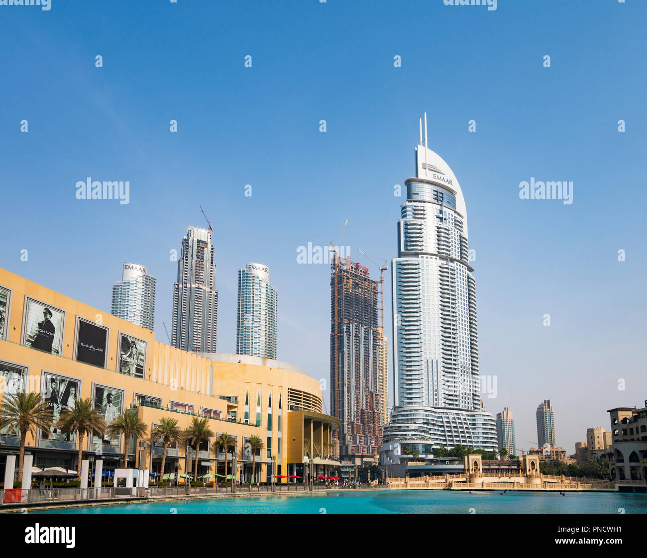 Außen an der Dubai Mall in Dubai, Vereinigte Arabische Emirate. Stockfoto