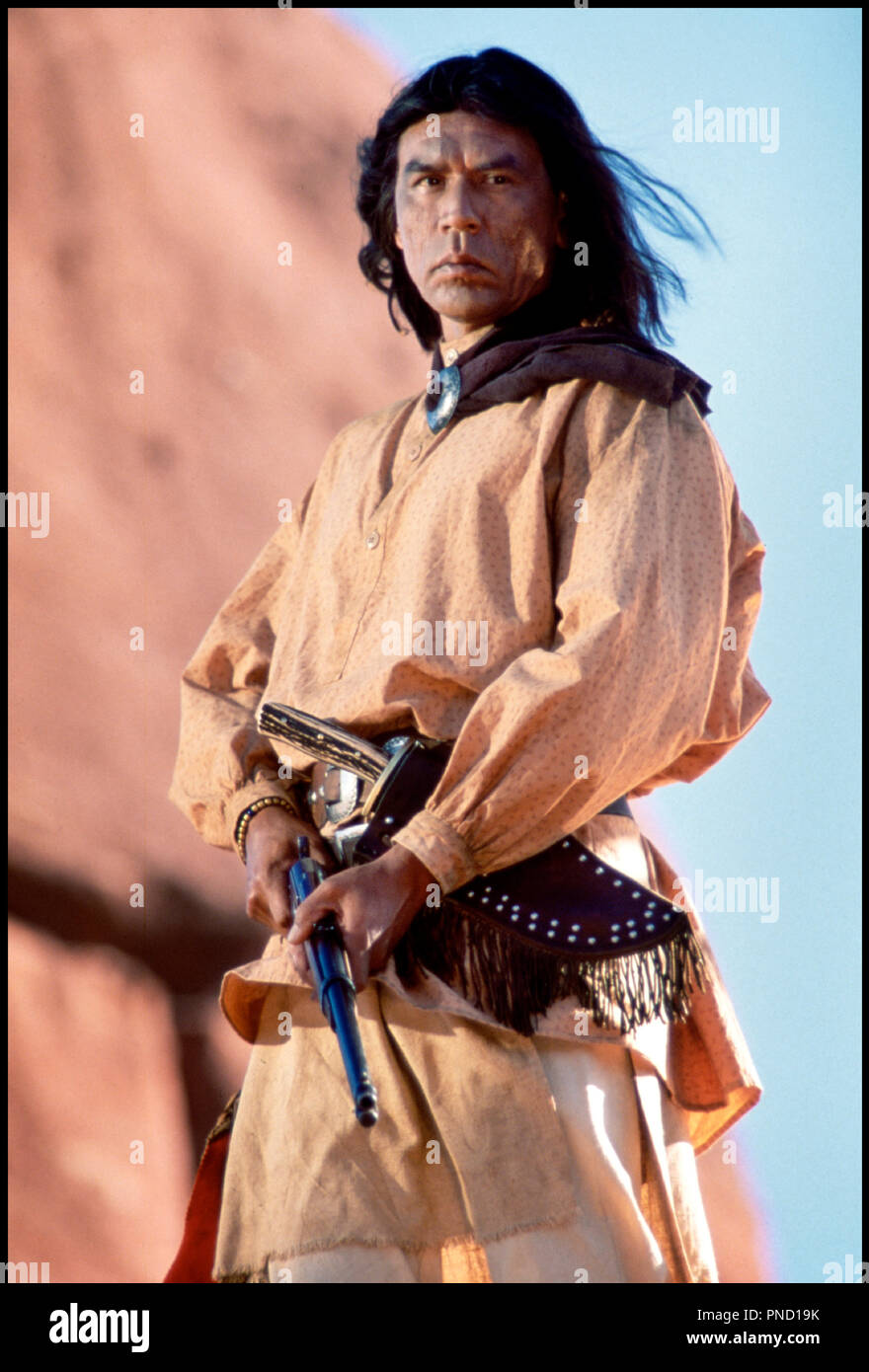 Geronimo 1993 Wes Studi Stockfotos & Geronimo 1993 Wes Studi Bilder Alamy