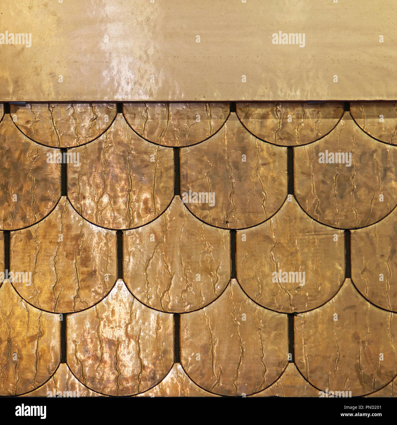 Kupfer Dachziegel für Luxury House Stockfoto