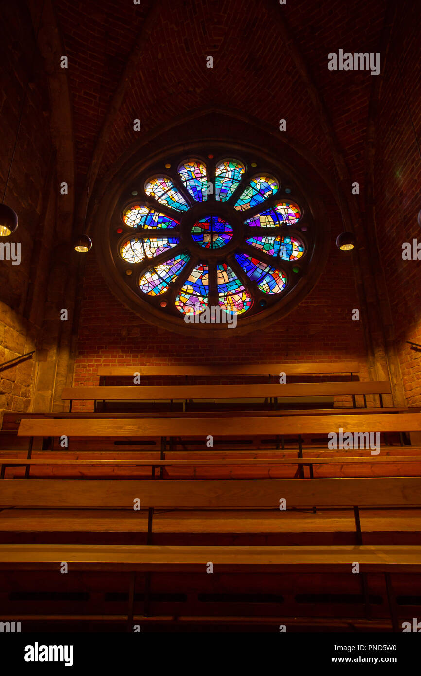 Church People Benches Religion Stockfotos Und Bilder Kaufen Alamy