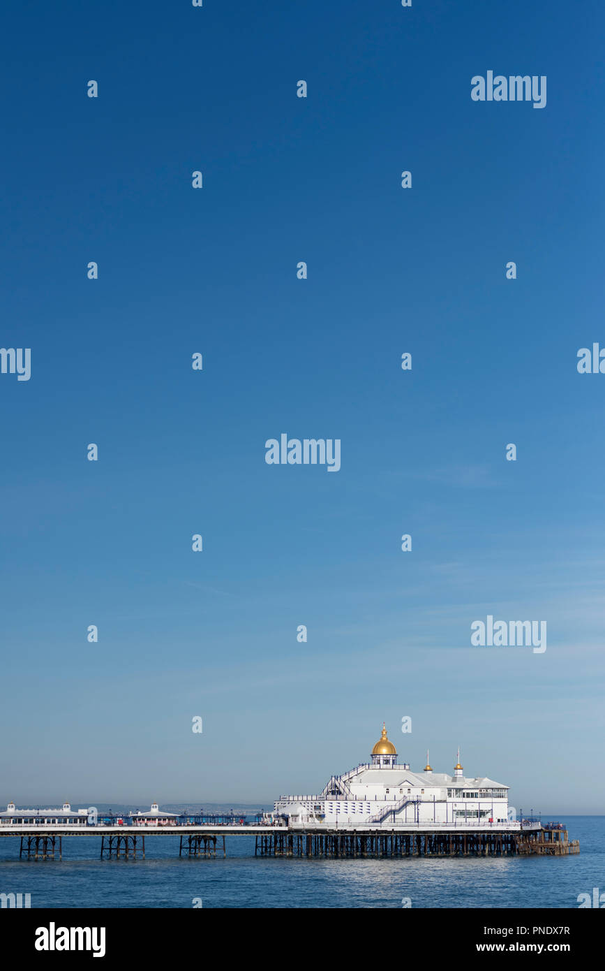 Eastbourne Pier, in der Grafschaft East Sussex, an der Südküste von England, UK. Stockfoto