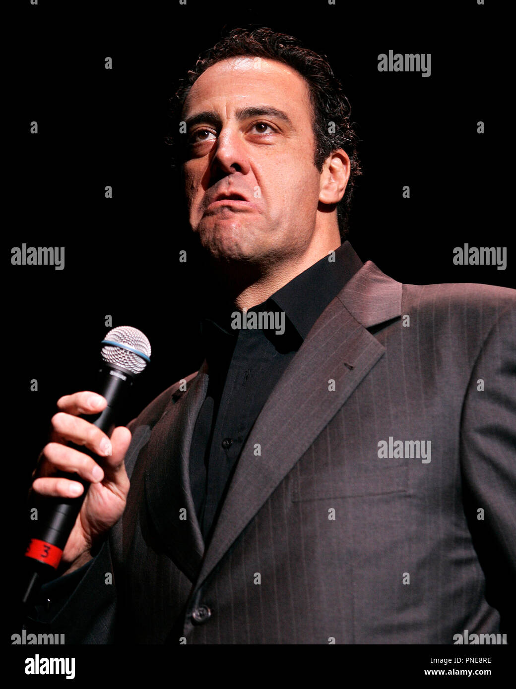 Brad Garrett führt seine Comedy Show im das Jackie Gleason Theater in Miami Beach, Florida, am 10. März 2006. Stockfoto