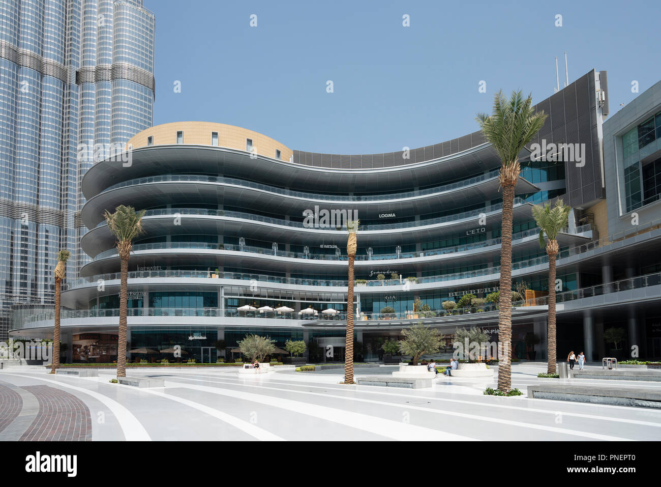 Äußere der neuen Erweiterung der Dubai Mall, der Fashion Avenue, Gehäuse Restaurants und High-End-Geschäfte und Einkaufszentren mit Luxus Marken, in Dubai, Un Stockfoto