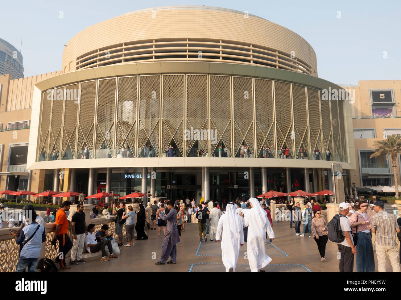 Außen an der Dubai Mall in Dubai, Vereinigte Arabische Emirate. Stockfoto