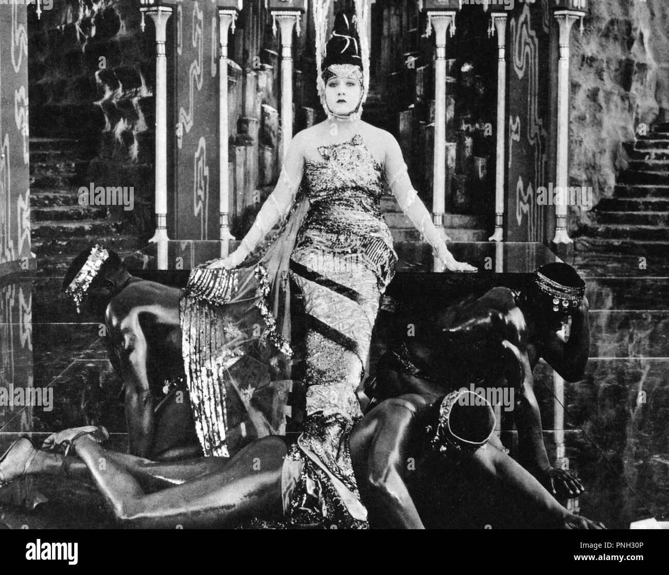 Original film Title: ÄNDERN SIE IHREN EHEMANN. Englischer Titel: ÄNDERN SICH NICHT, ihren Ehemann. Jahr: 1919. Regisseur: CECIL B DEMILLE. Stars: GLORIA SWANSON. Quelle: Paramount Pictures/Album Stockfoto