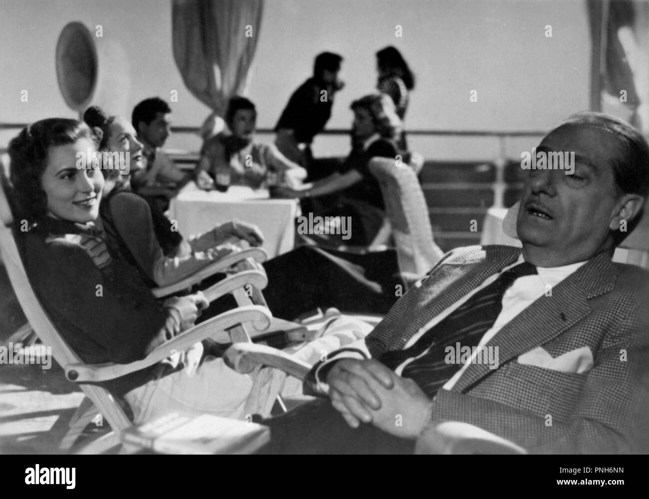 Original Film Titel: NEUTRALIDAD. Englischer Titel: NEUTRALIDAD. Jahr: 1949. Regisseur: EUSEBIO FERNANDEZ ARDAVIN. Stockfoto