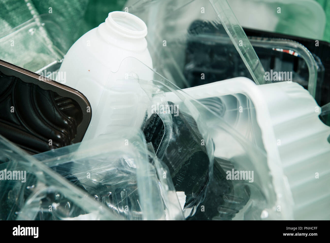 Kunststoffverpackungen für Recycling Stockfoto