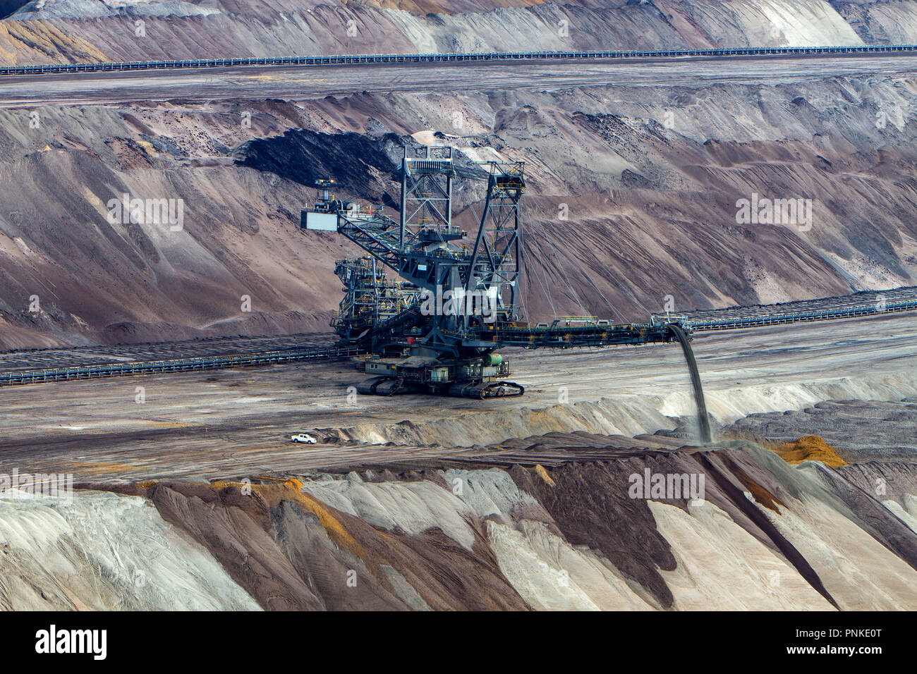 Ein Schaufelradbagger im Tagebau eingesetzt. Stockfoto