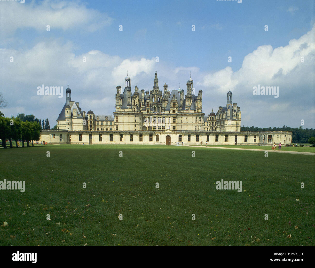 CASTILLO DONDE SE FIRMO EL PARDO DE GRANADA ENTRE LOS REYES CATOLICOS Y LUIS XII - SIGLO XVI-RENACIMIENTO FRANCES. Lage: CASTILLO. CHAMBORD. Stockfoto