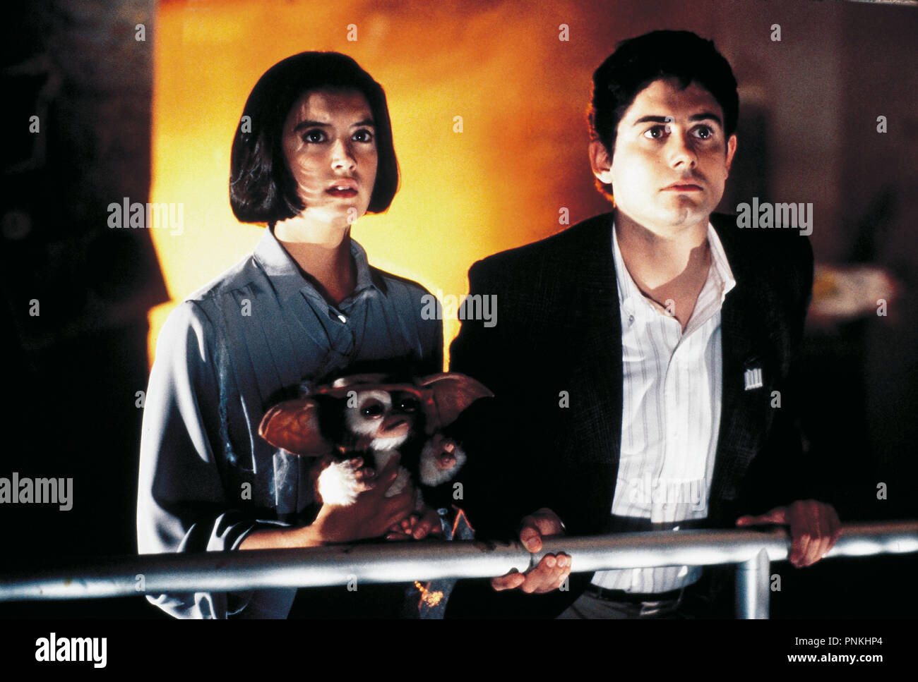 Original Film Titel: GREMLINS 2: DIE NEUE CHARGE. Englischer Titel: GREMLINS 2: DIE NEUE CHARGE. Jahr: 1990. Regie: Joe Dante. Stars: Phoebe Cates; ZACH GALLIGAN. Quelle: WARNER BROTHERS/Album Stockfoto