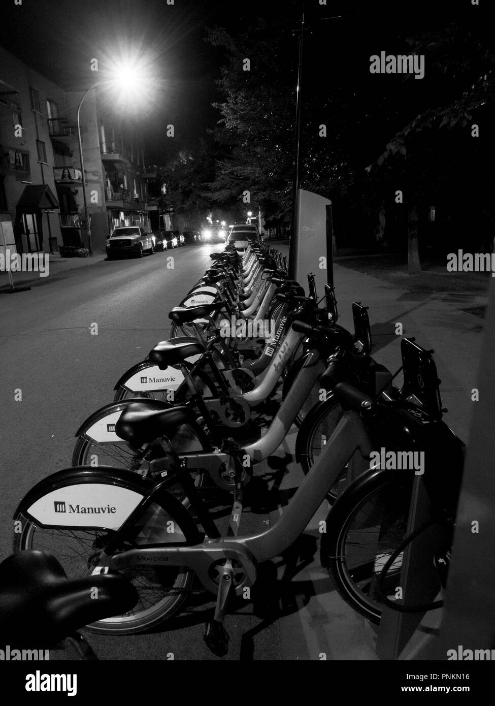 Bixi station in Montreal, Quebec, Kanada, Bixi Bixis Fahrräder Fahrräder, nachts Plateau Mont-Royal Stockfoto