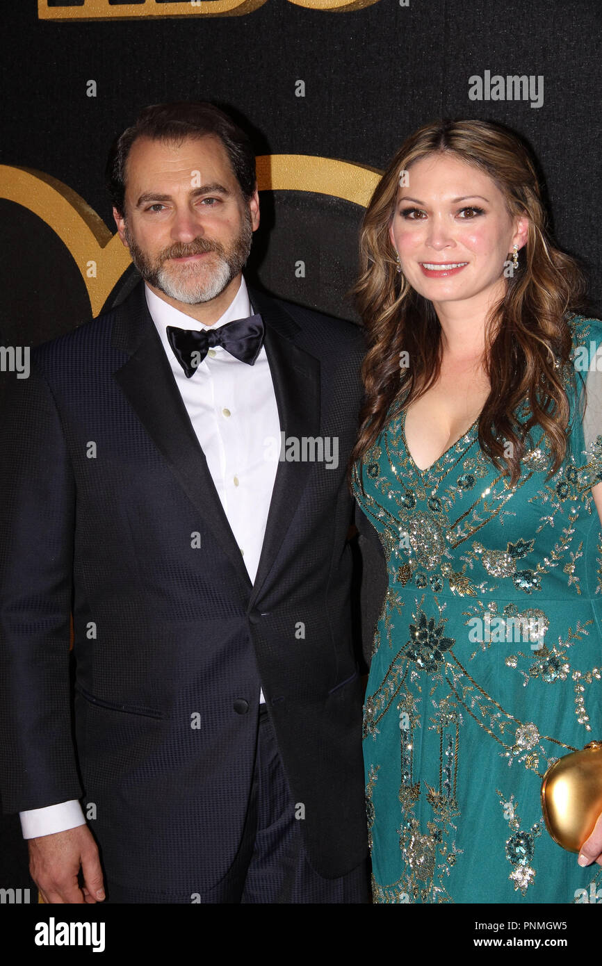 Michael Stuhlbarg und Mai-Linh Lofgren an der HBO Emmy 2018 nach Partei. Gehalten an der Pacific Design Center in Los Angeles, CA, 17. September 2018. Foto: R.Anthony/PictureLux Stockfoto