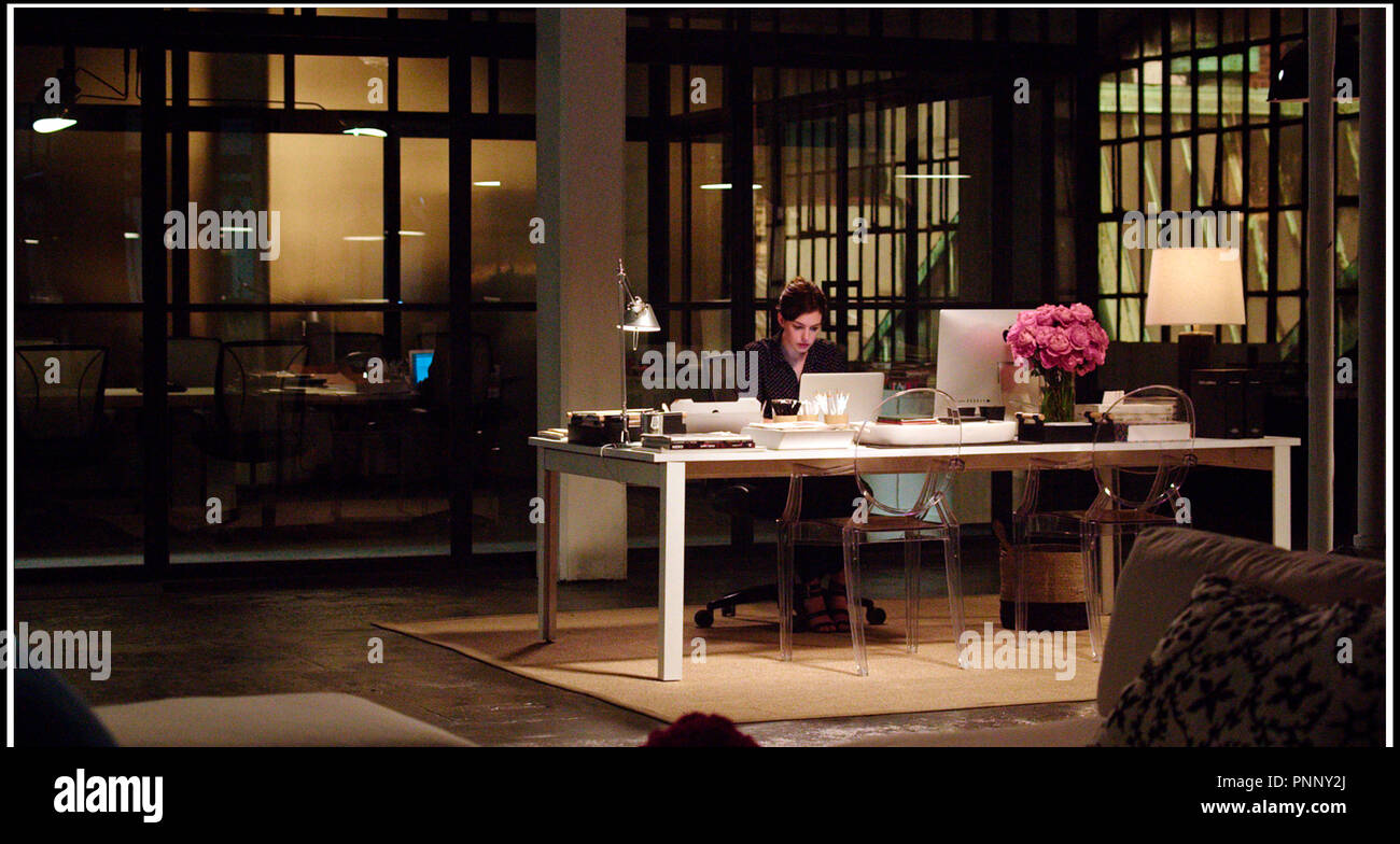 Anne Hathaway And Nancy Meyers Stockfotos Anne Hathaway