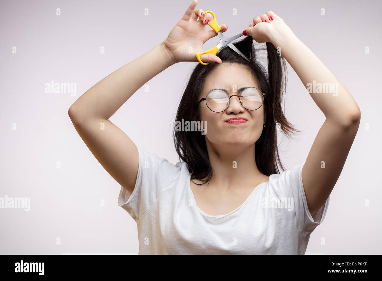 Japanese Girl Haircut Stockfotos Und Bilder Kaufen Alamy