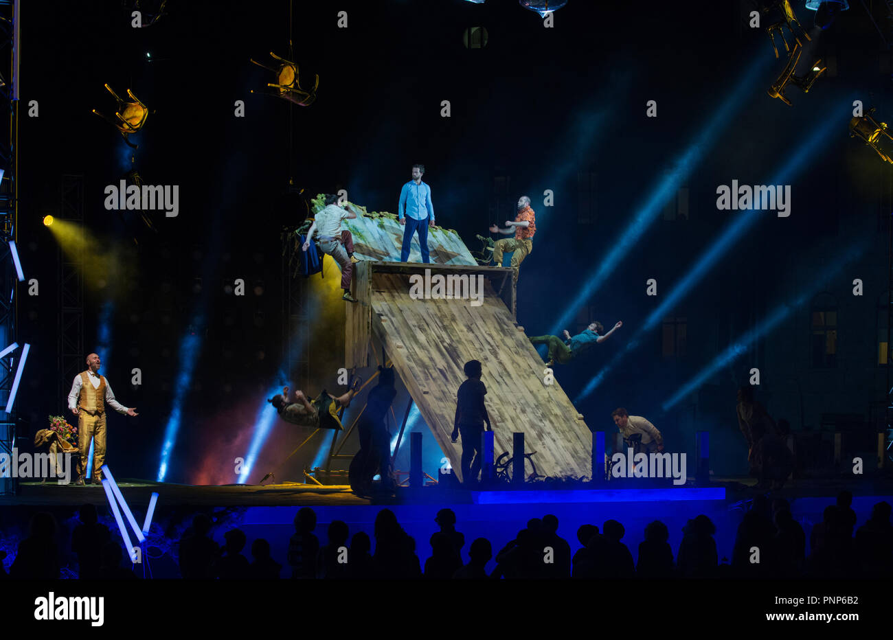 FLIP Fabrique Circus Show 2018, Agora Theater, den Alten Hafen, Québec, Kanada. Stockfoto